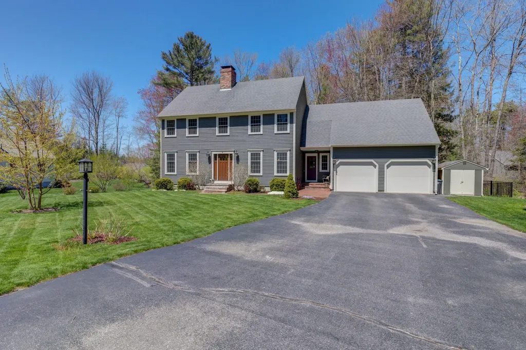 4 Tanglewood Circle Scarborough ME 04074