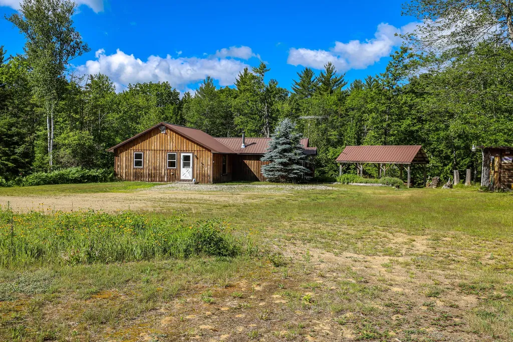 30 Arsenault Drive Carthage ME 04224