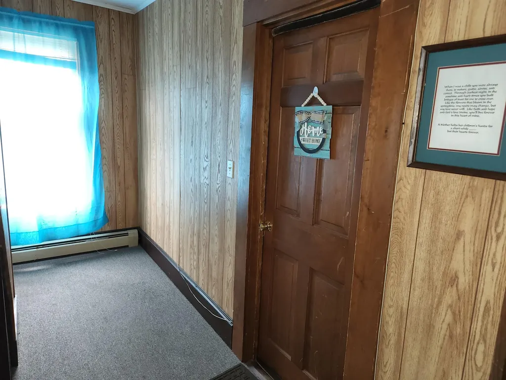 102 Lee Road Lincoln ME 04457