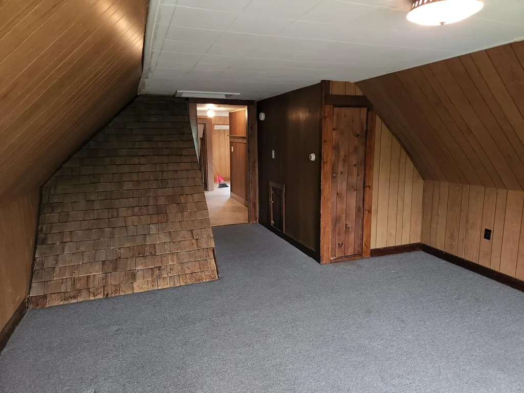 102 Lee Road Lincoln ME 04457