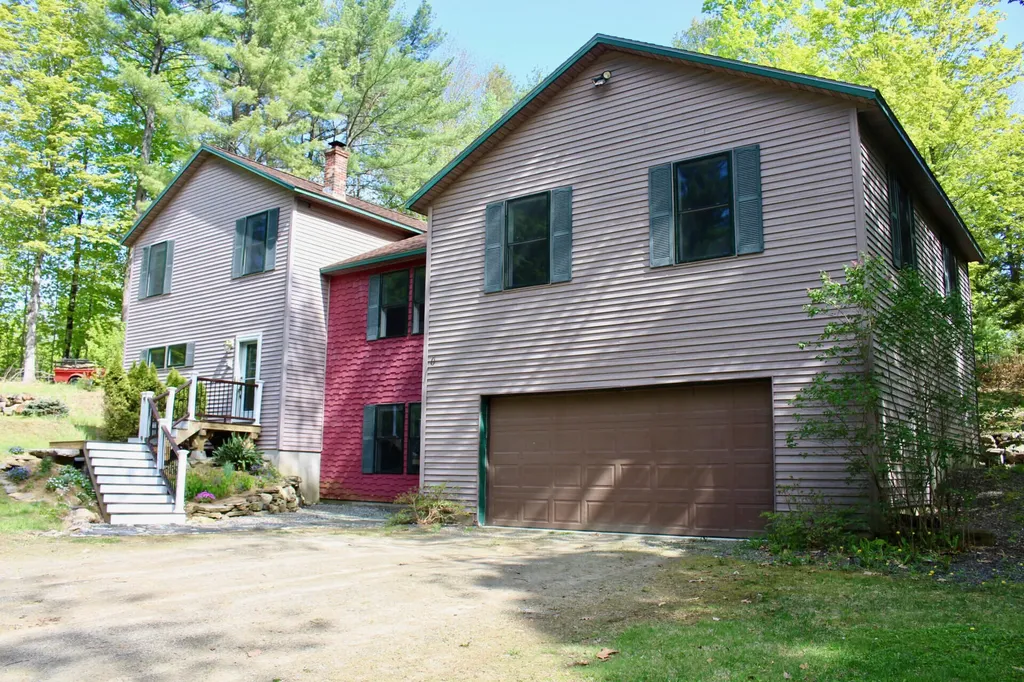 20 Woodlawn Lane Winthrop ME 04364