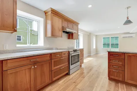 34 Hammond Street Portland ME 04101