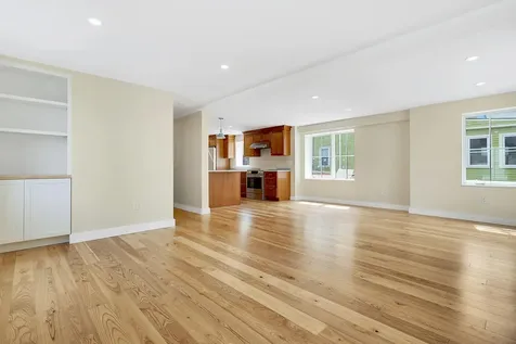 34 Hammond Street Portland ME 04101