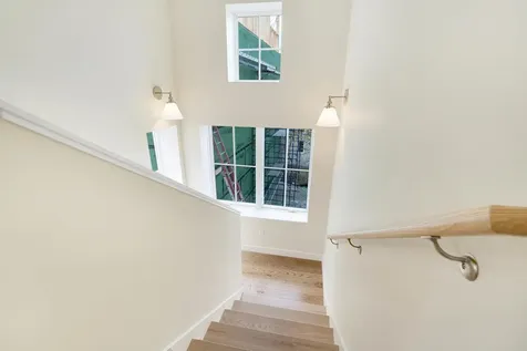 34 Hammond Street Portland ME 04101
