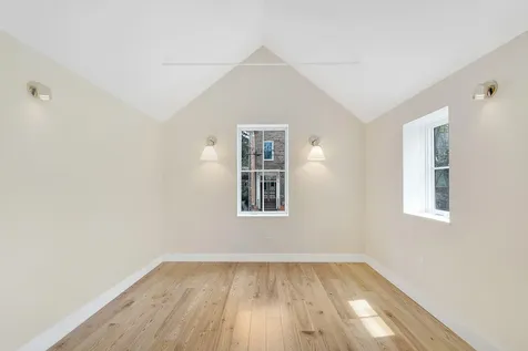 34 Hammond Street Portland ME 04101