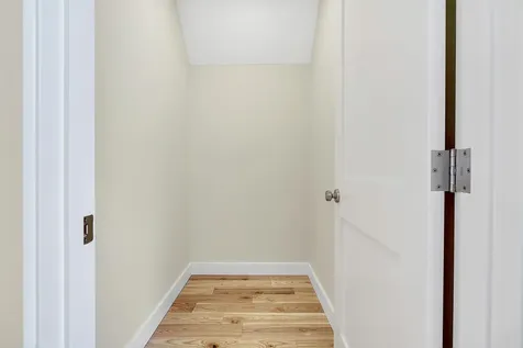 34 Hammond Street Portland ME 04101