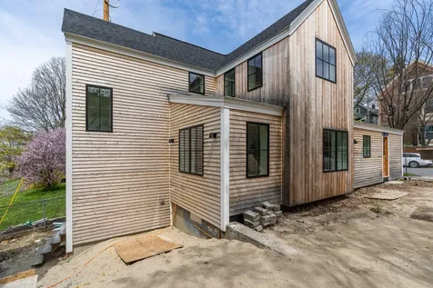 34 Hammond Street Portland ME 04101