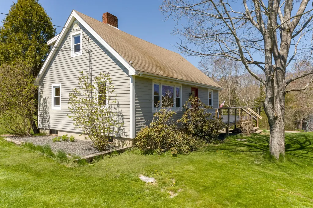108 Alna Road Wiscasset ME 04578