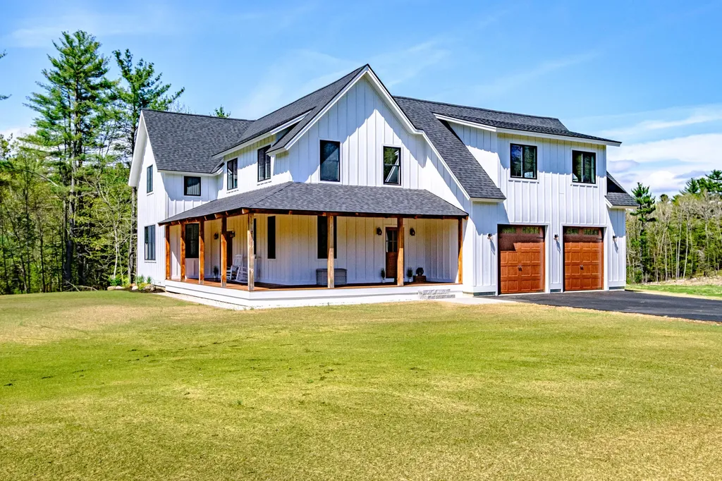 303 Allen Road Pownal ME 04069