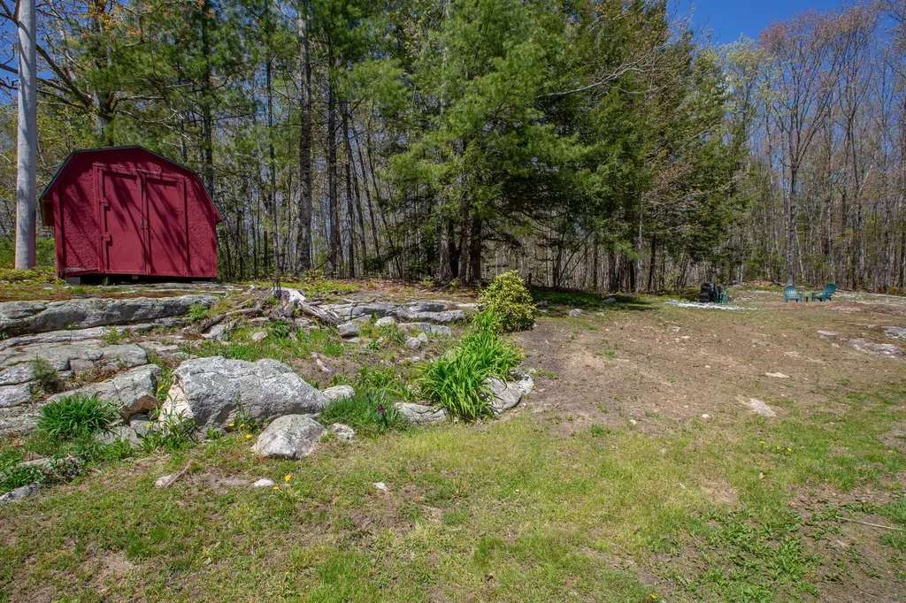 157 Old Bath Road Wiscasset ME 04578