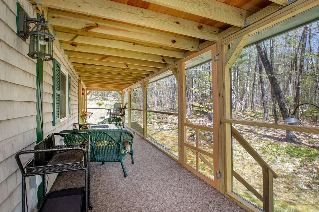 157 Old Bath Road Wiscasset ME 04578