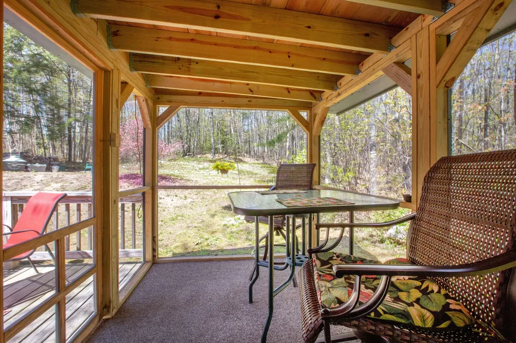 157 Old Bath Road Wiscasset ME 04578