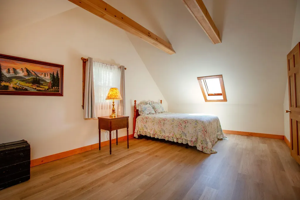 157 Old Bath Road Wiscasset ME 04578