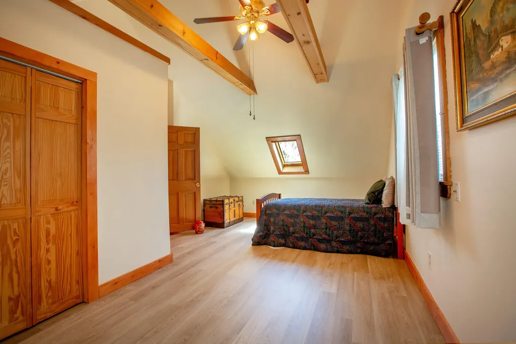 157 Old Bath Road Wiscasset ME 04578
