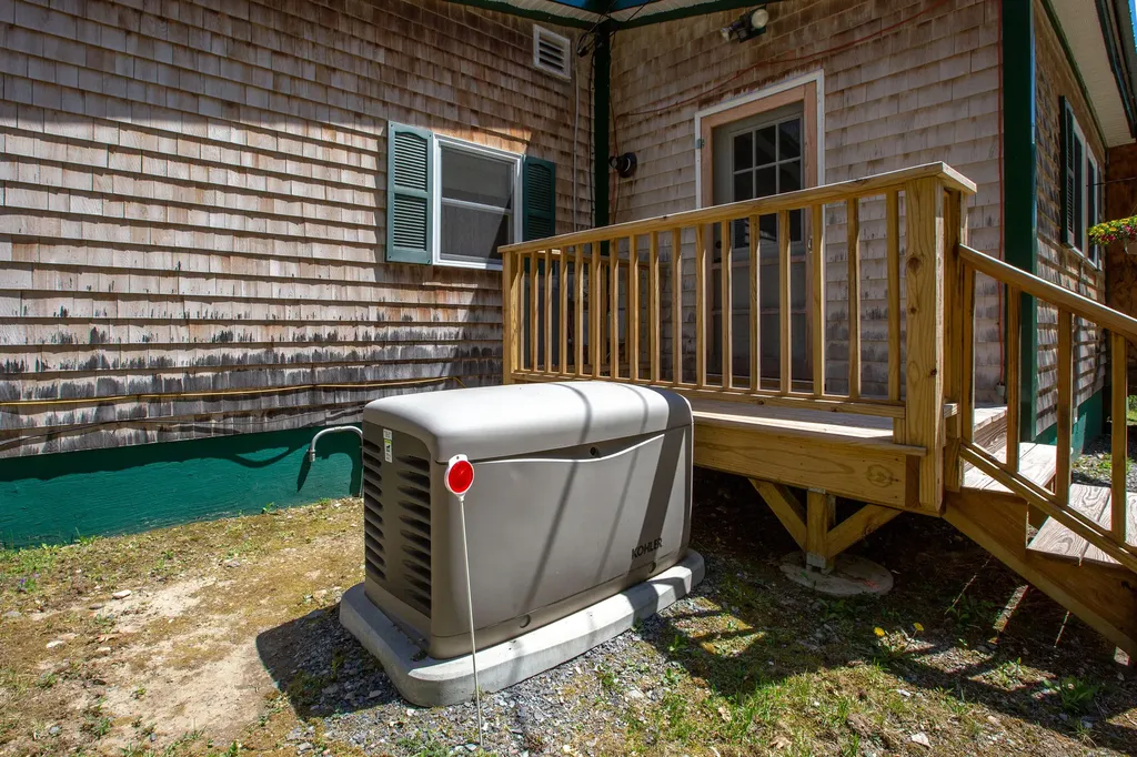 157 Old Bath Road Wiscasset ME 04578