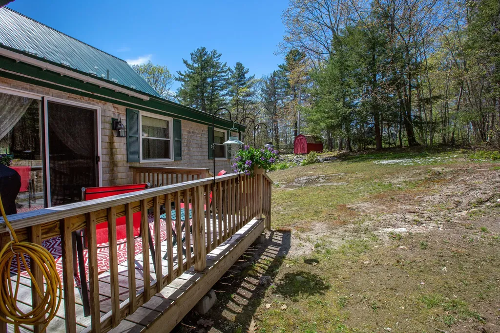 157 Old Bath Road Wiscasset ME 04578