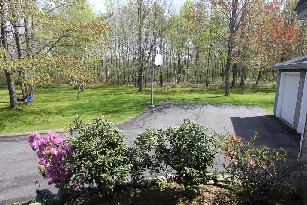 49 Hills Ridge Road Greene ME 04236