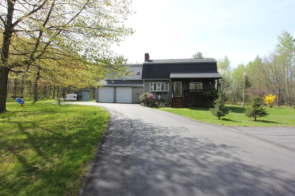 49 Hills Ridge Road Greene ME 04236