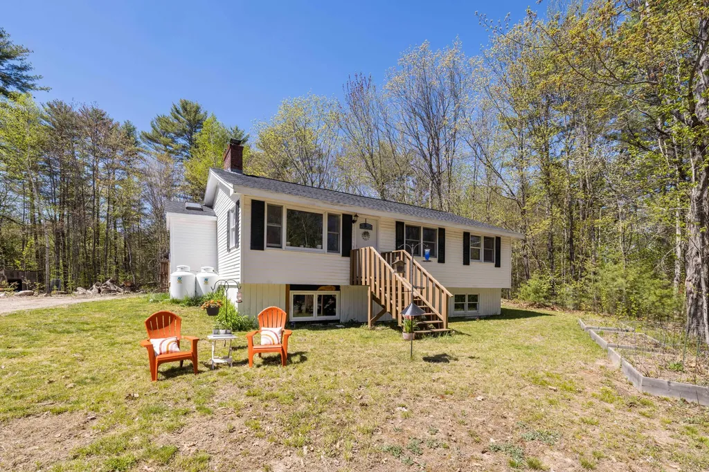 31 Glen Drive Casco ME 04015
