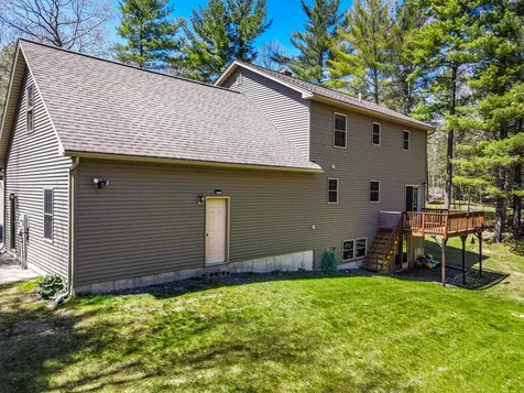 89 Axtell Drive Oakland ME 04963