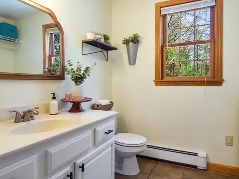 89 Axtell Drive Oakland ME 04963