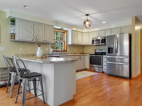 89 Axtell Drive Oakland ME 04963