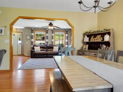 89 Axtell Drive Oakland ME 04963