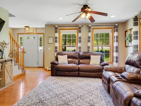 89 Axtell Drive Oakland ME 04963