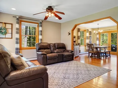 89 Axtell Drive Oakland ME 04963