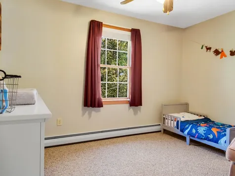 89 Axtell Drive Oakland ME 04963