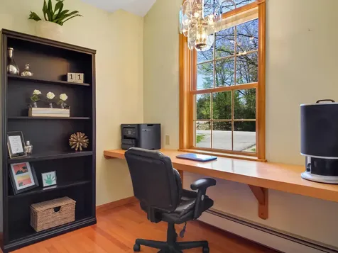 89 Axtell Drive Oakland ME 04963