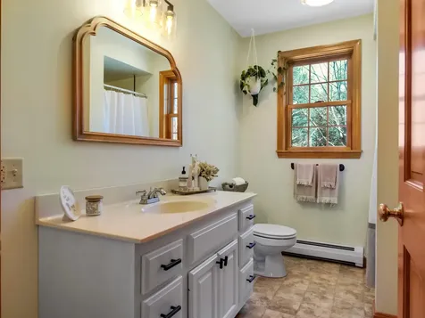 89 Axtell Drive Oakland ME 04963