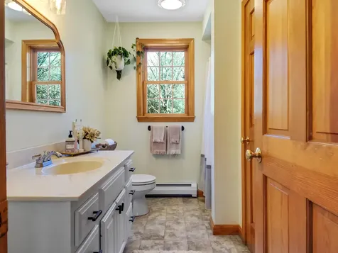 89 Axtell Drive Oakland ME 04963
