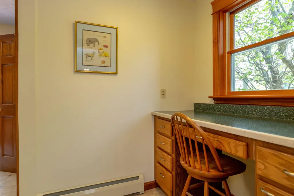 17 Wolcott Street Portland ME 04102