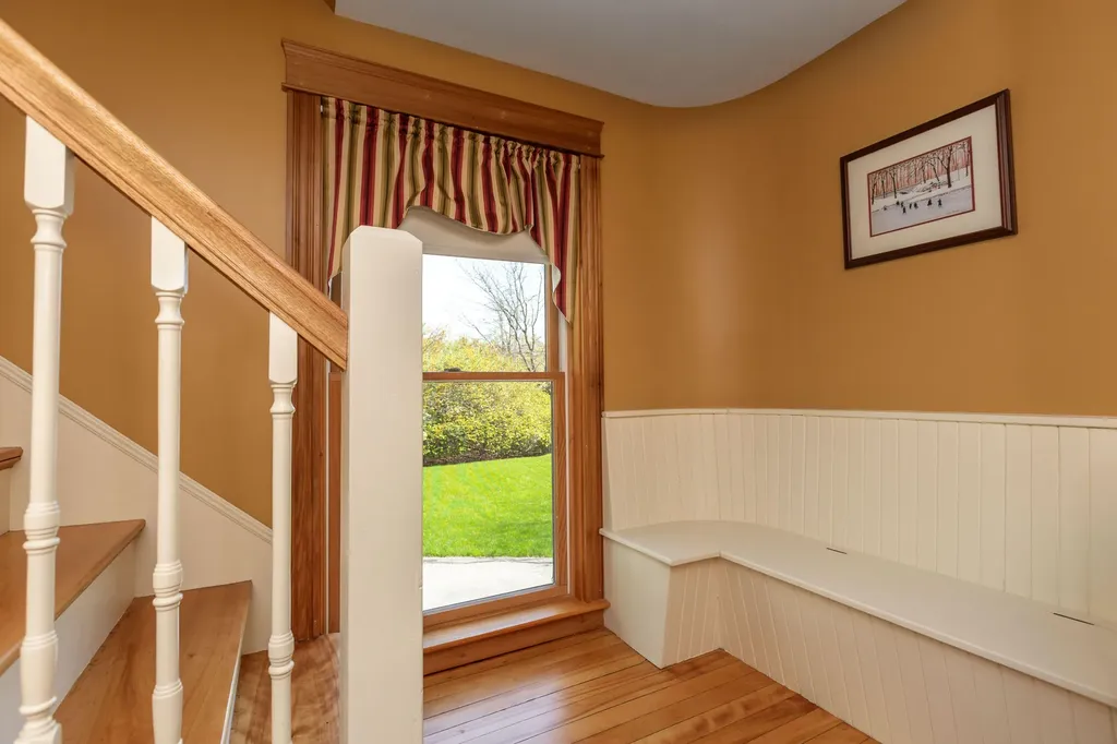 17 Wolcott Street Portland ME 04102