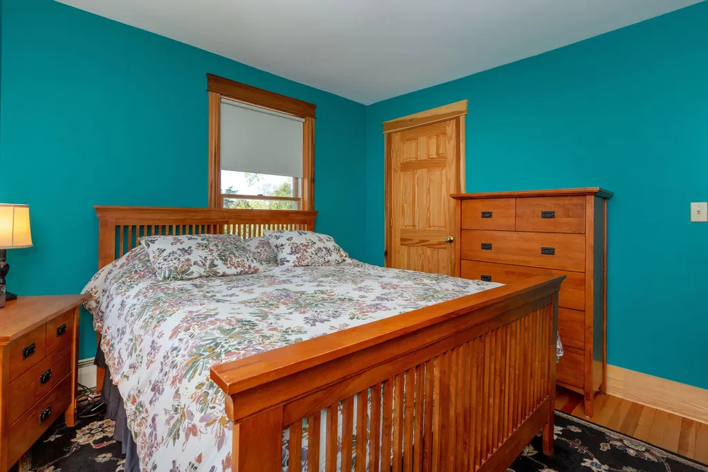 17 Wolcott Street Portland ME 04102