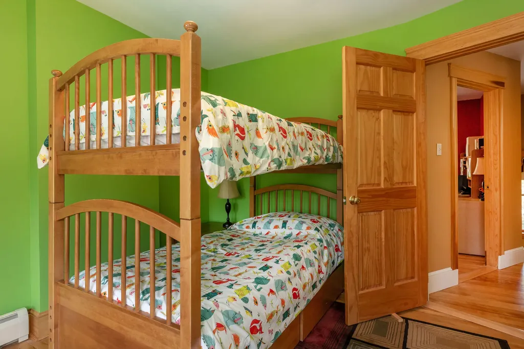 17 Wolcott Street Portland ME 04102