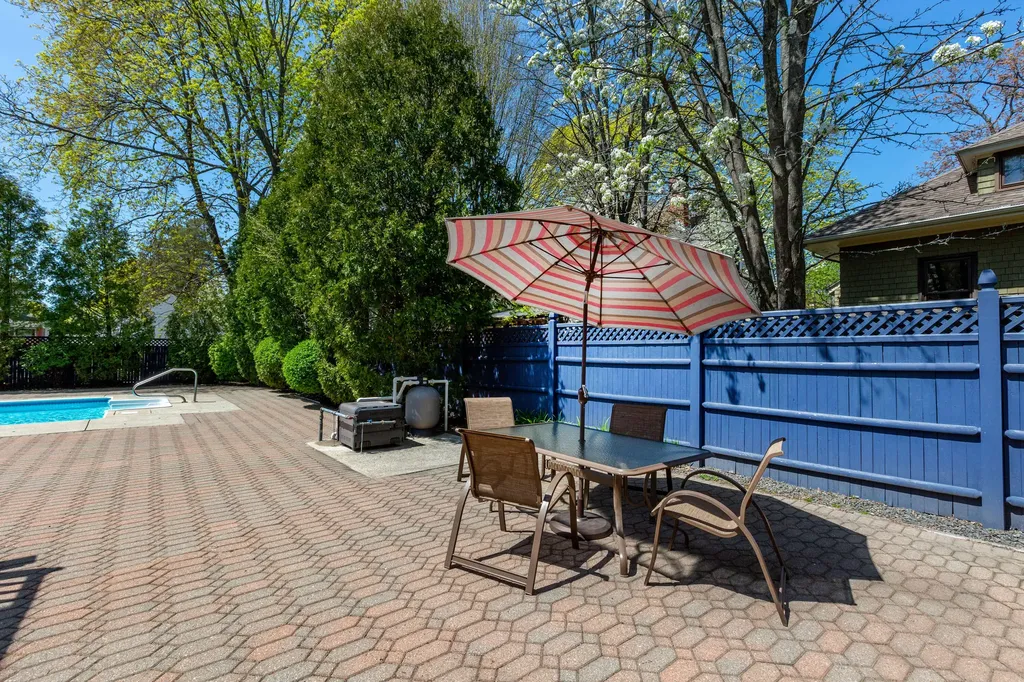 17 Wolcott Street Portland ME 04102