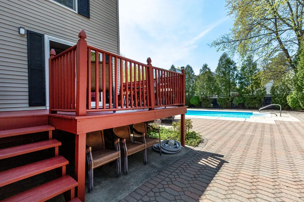 17 Wolcott Street Portland ME 04102
