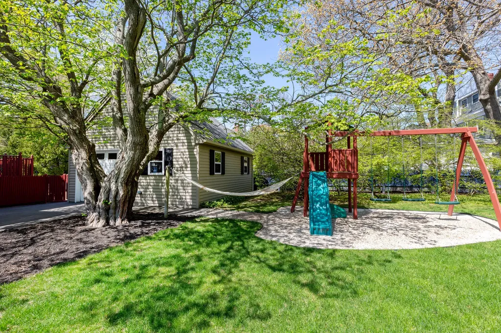 17 Wolcott Street Portland ME 04102