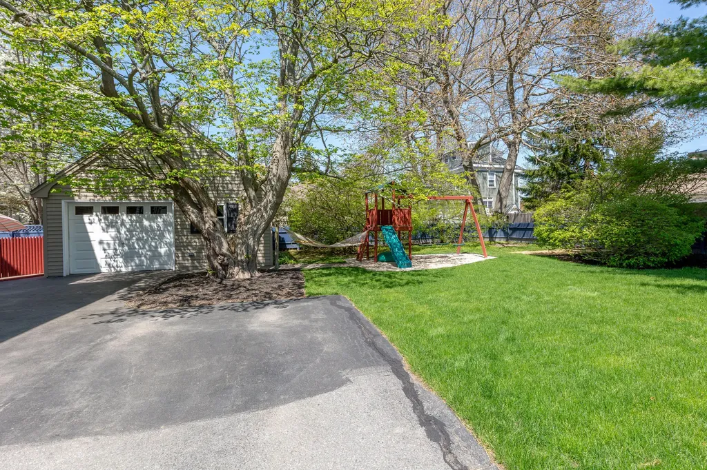 17 Wolcott Street Portland ME 04102