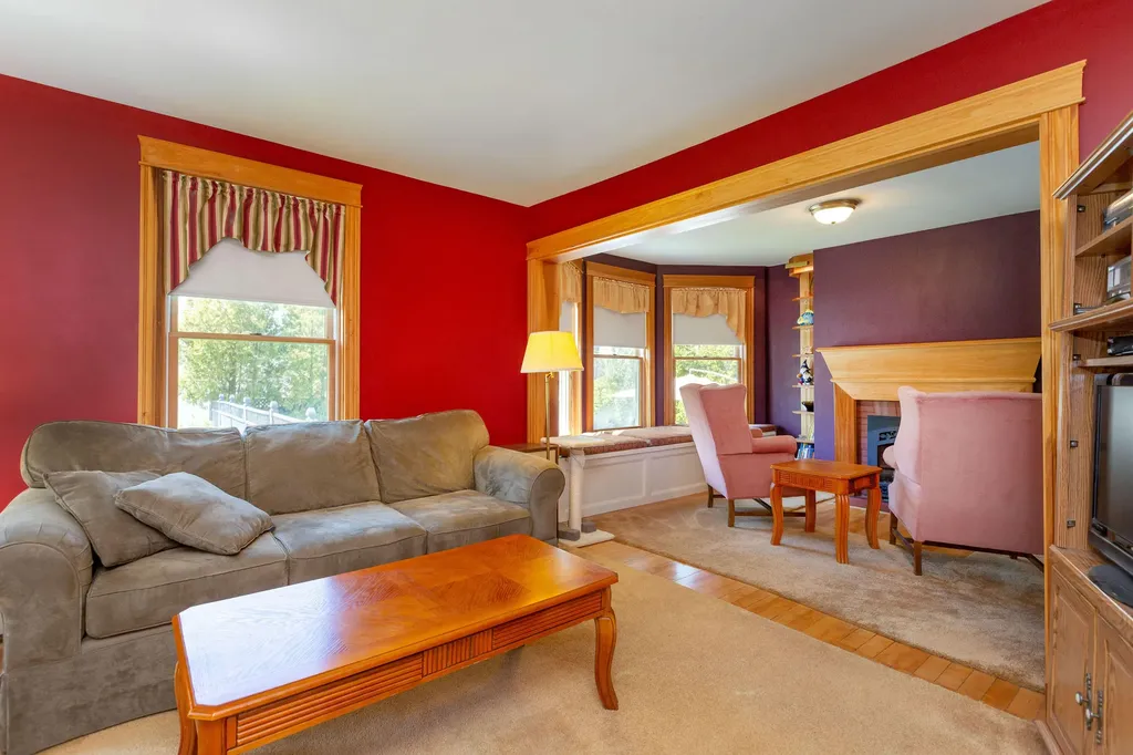 17 Wolcott Street Portland ME 04102