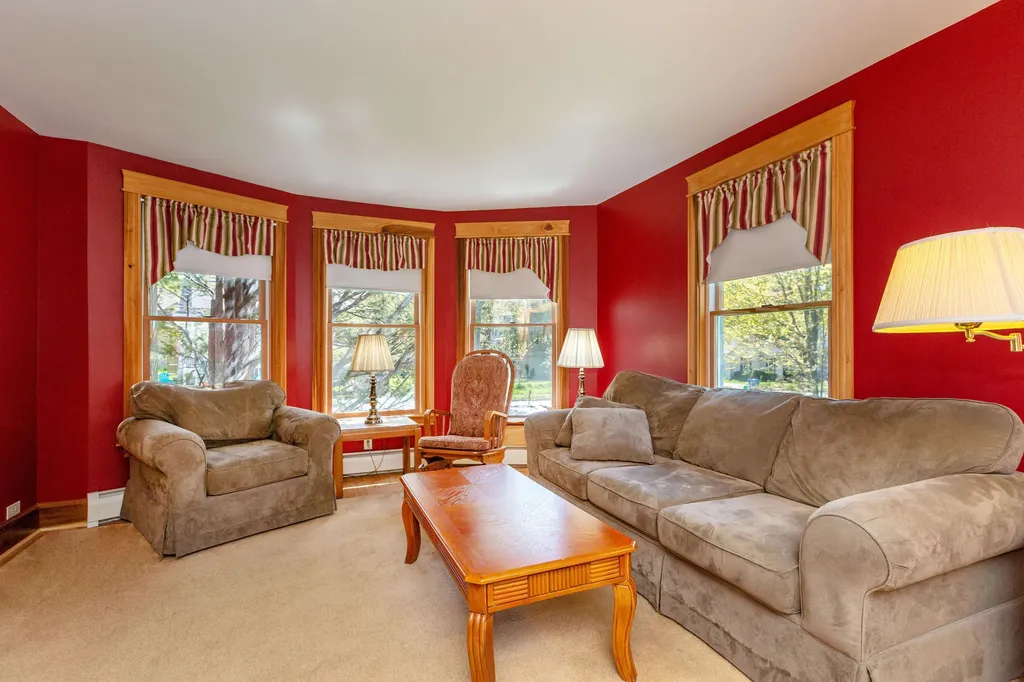 17 Wolcott Street Portland ME 04102