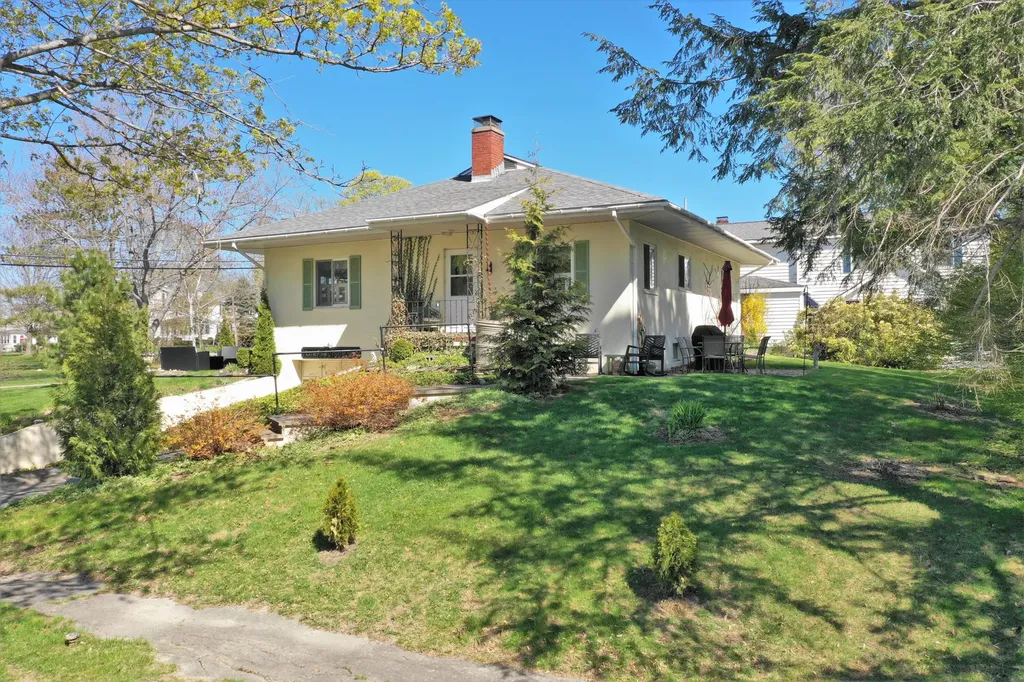 85 Norway Road Bangor ME 04401