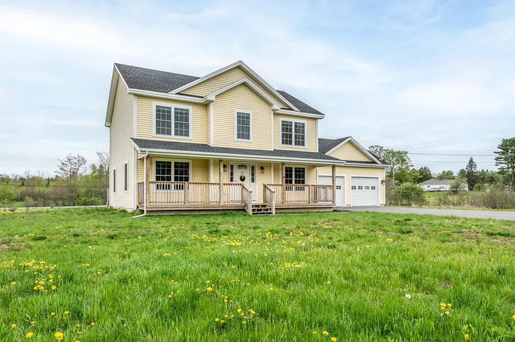 14 Alard Drive Hermon ME 04401