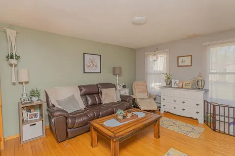 125 Bridge Street Farmington ME 04938