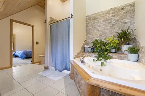 105 Collinsbrook Road Brunswick ME 04011