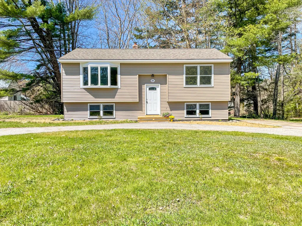 49 Asselyn Drive Scarborough ME 04074