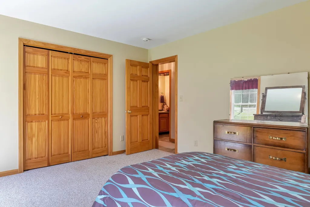 118 Crabtree Circle Hancock ME 04640