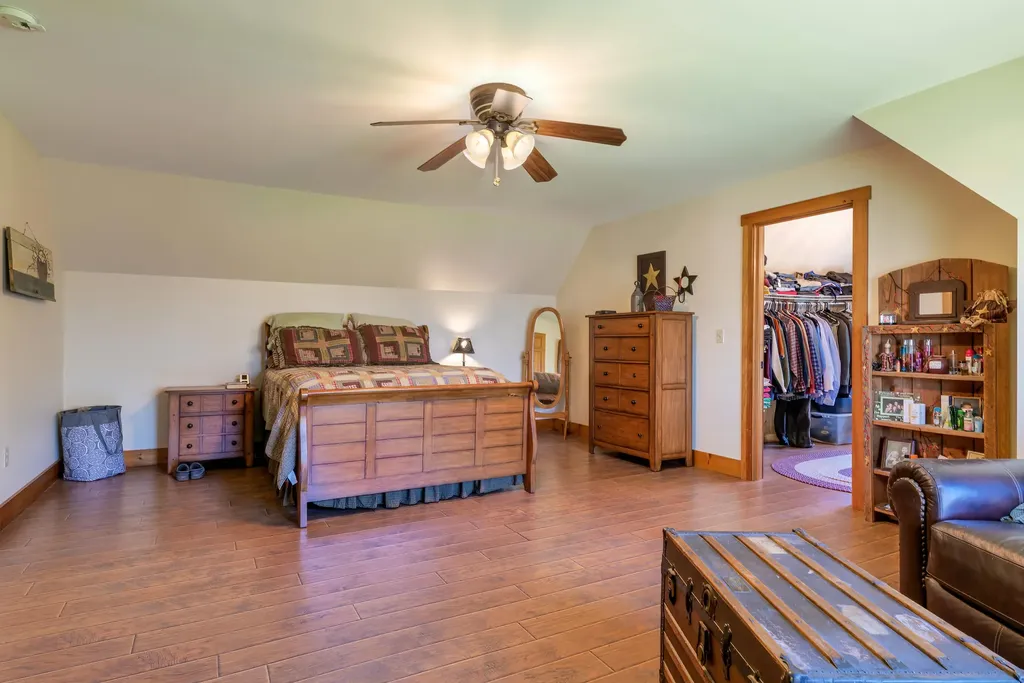 118 Crabtree Circle Hancock ME 04640